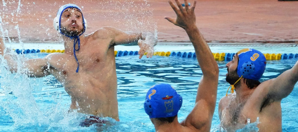 ESORDIO AL CENTRO PISCINE E TRE PUNTI PER LA PRIMA SQUADRA! -PALLANUOTO MUGELLO